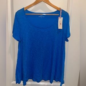 New!!! Women’s Vineyard Vines Shirt L